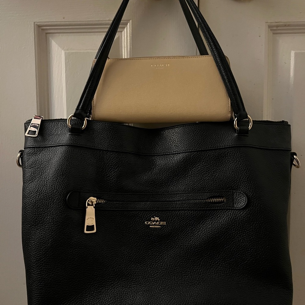 Coach Black Leather Shoulder Bag with Gold Hardware